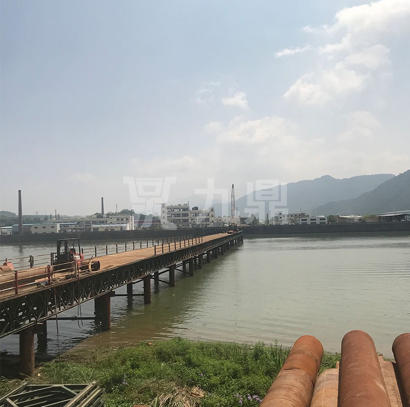鋼平(ping)檯