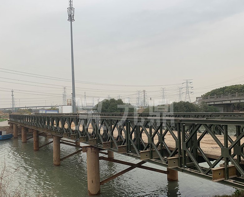 貝(bei)雷橋